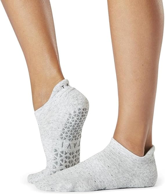The Ultimate Guide to Pilates Socks: Everything You Need to Know